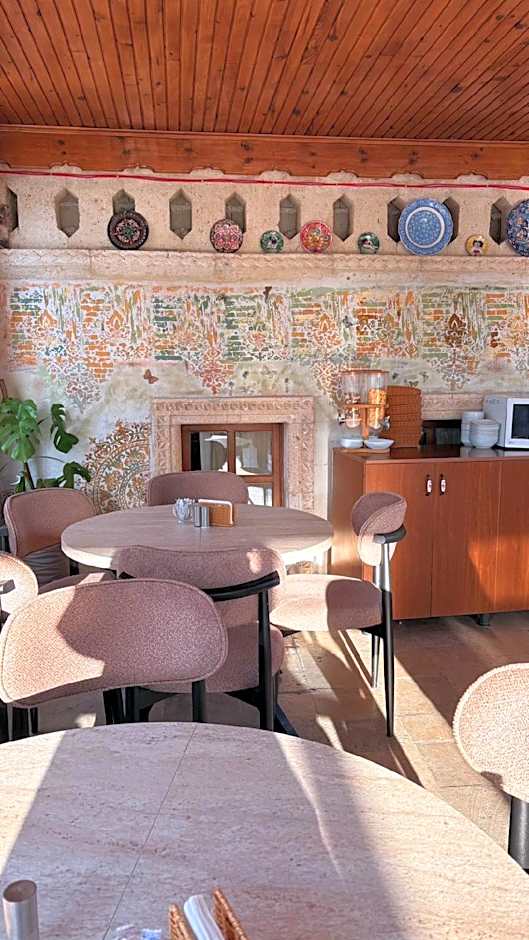 Nature Park Cave Hotel