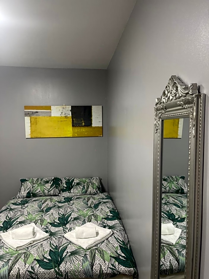 Grays Accommodation B&B