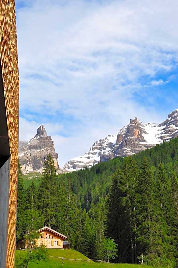 Vallesinella Hotel Restaurant Bar