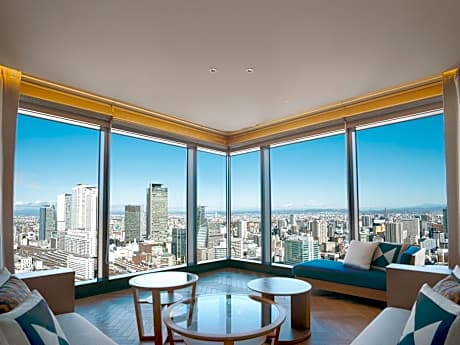 Premium Corner Twin Room with Nagoya Station View &Club Lounge Access