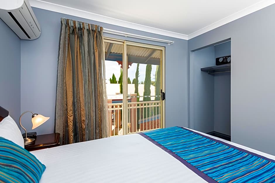 Quest Yelverton Kalgoorlie