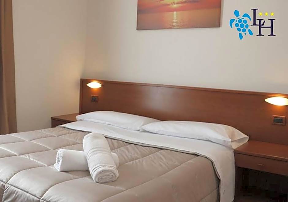 Hotel Lora RDA Luxury