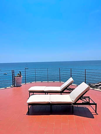 Palace Blu Mare