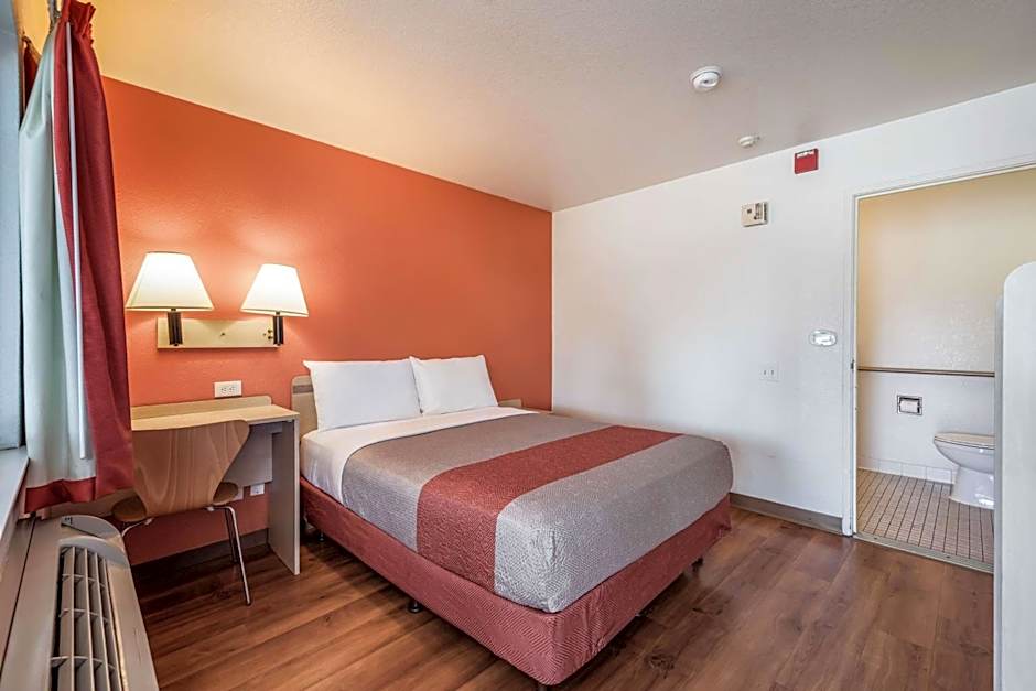 Motel 6-Rohnert Park, CA