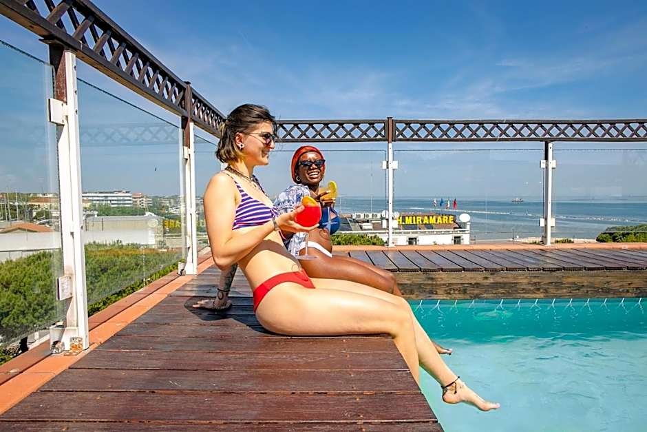 New Bristol Sport Hotel