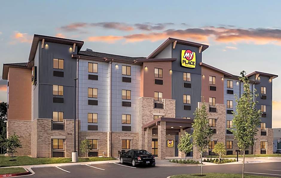 My Place Hotel-Bentonville-Rogers, AR