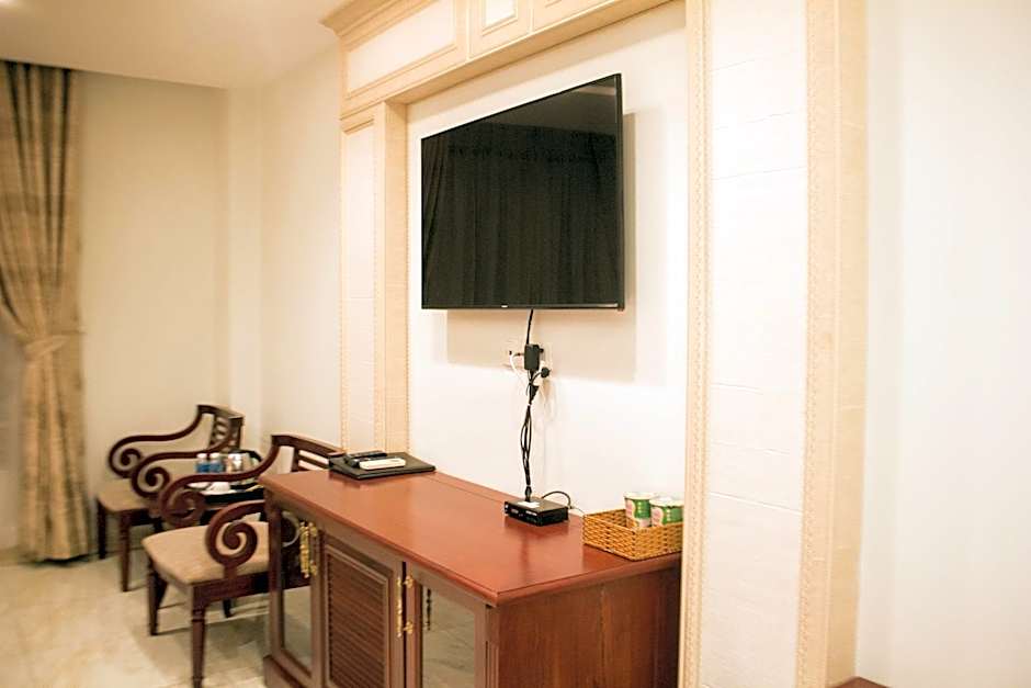 MINH TAM PHU NHUAN HOTEL & SPA