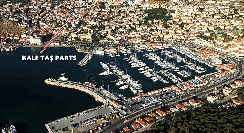 Cesme Kale Tas Apartment