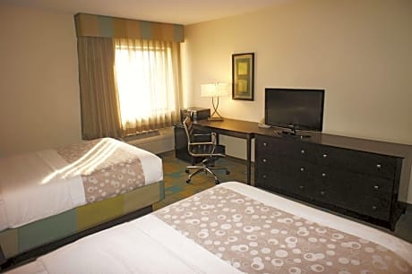 Deluxe Double Room with Double Beds 