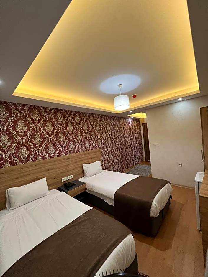 inDİANA HOTEL