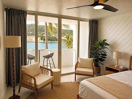 Hotel On The Cay