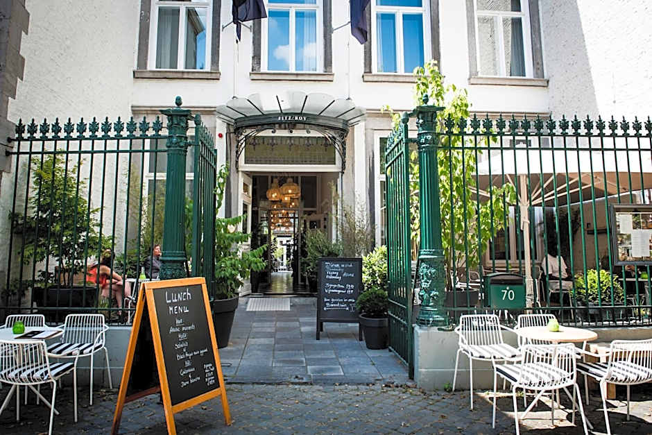 Fitz Roy Urban Hotel, Bar and Garden