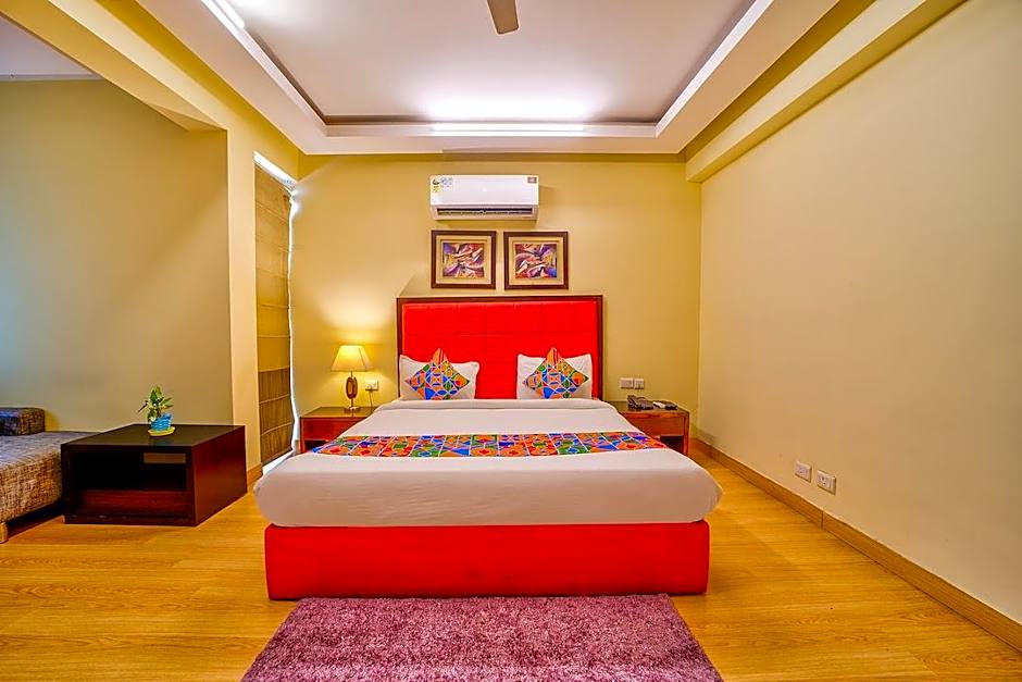 FabHotel Rivlet