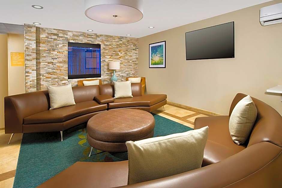 Candlewood Suites Richmond - South By IHG