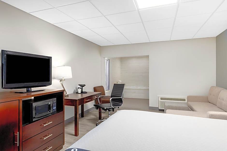La Quinta Inn & Suites by Wyndham Lynnwood