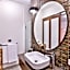 Indulge Apartments - Ontario