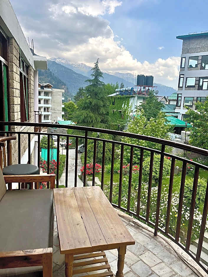 Tourist Hotel