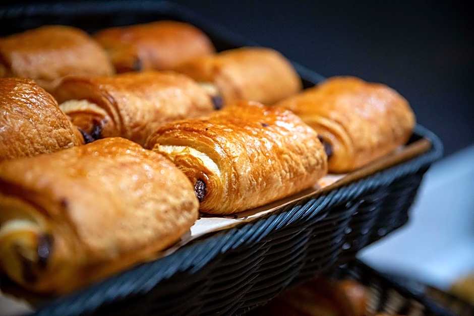 Brit Hotel Du Parc - Fougères