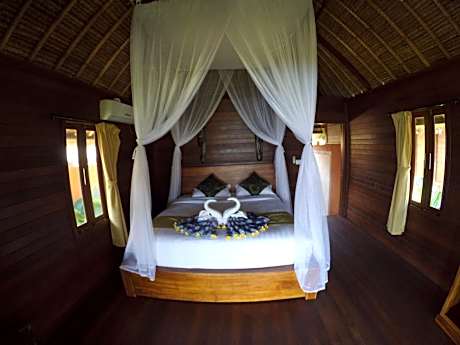 Bungalow with Ocean View