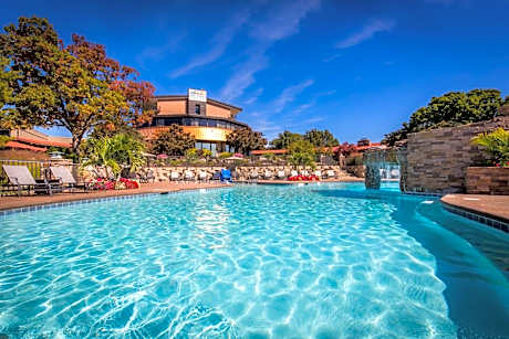 The Lodge Of Four Seasons Golf Resort, Marina & Spa