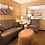 Best Western Plus Superior Inn