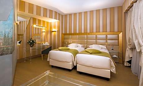 Comfy Twin Room