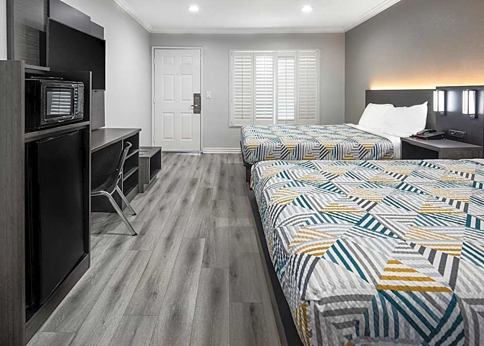 Motel 6-Anaheim, CA - Convention Center