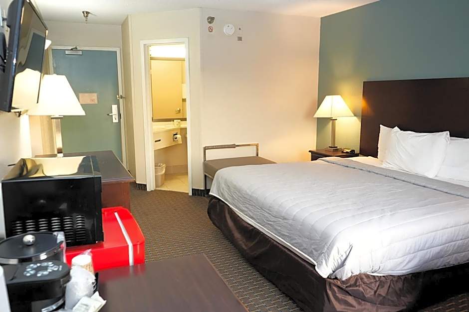Copley Inn & Suites, Copley - Akron
