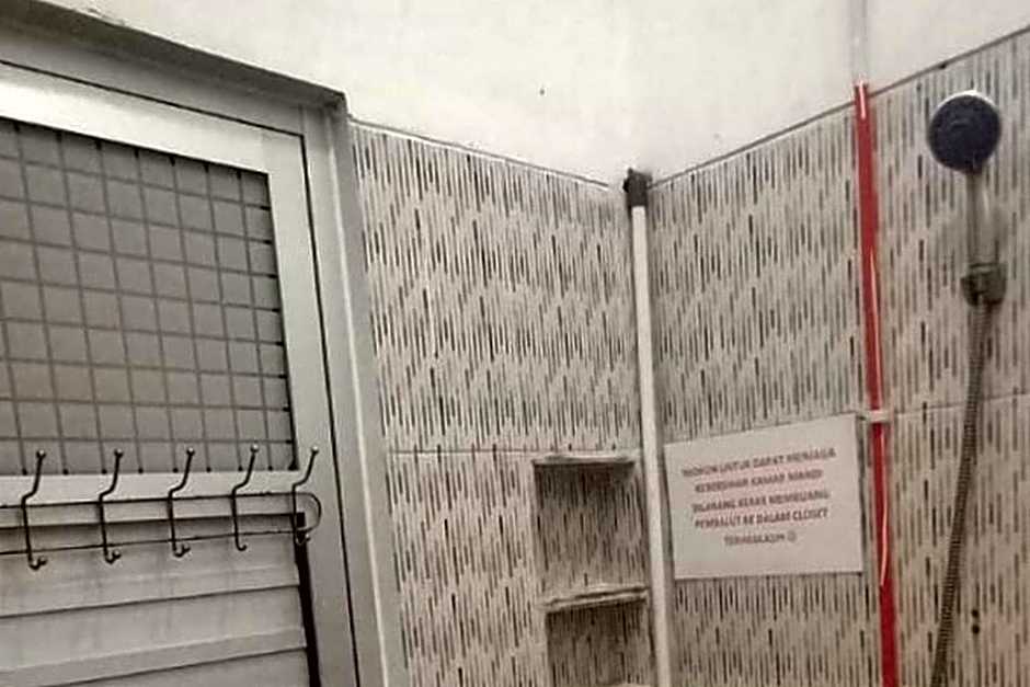 RedDoorz Syariah at Galliano Homestay Bukittinggi