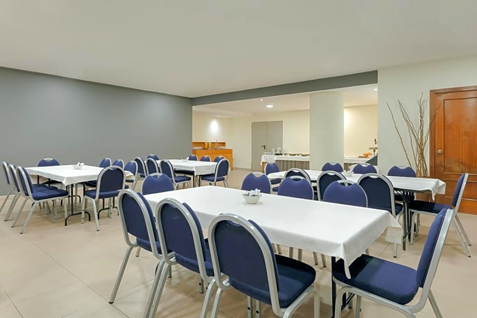 Hesperia Sant Joan Suites