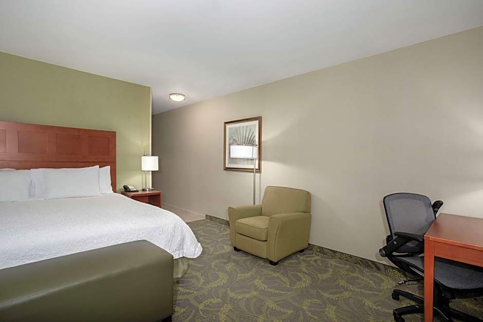Hampton Inn By Hilton & Suites Astoria, Or