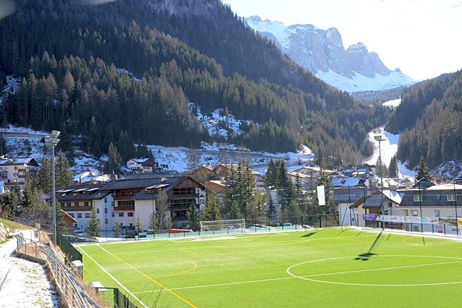 Hotel Casa Alpina - Alpin Haus