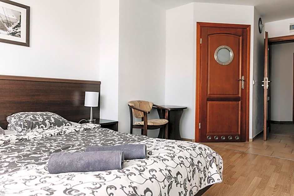 Willa Latarnik - doskonała lokalizacja, blisko atrakcji, 20min do plaży