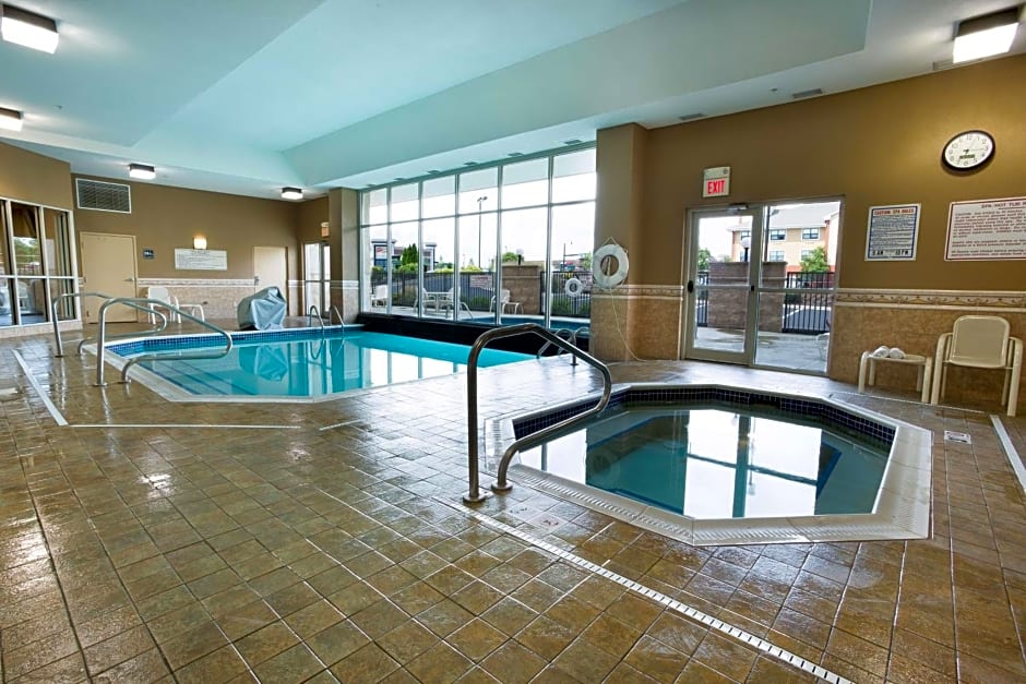 Drury Inn & Suites Dayton North