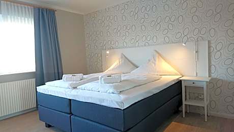 Double Room with Balcony and Sea View