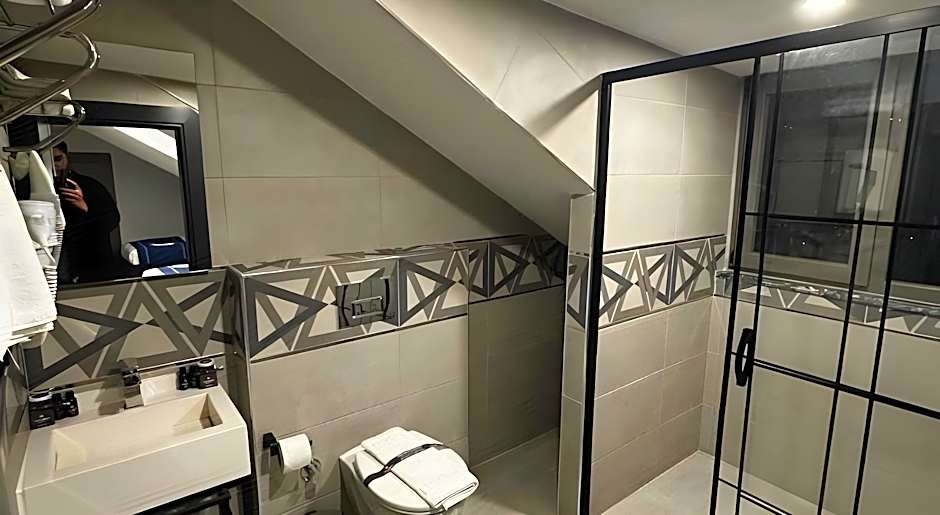 The Great Airport Hotel