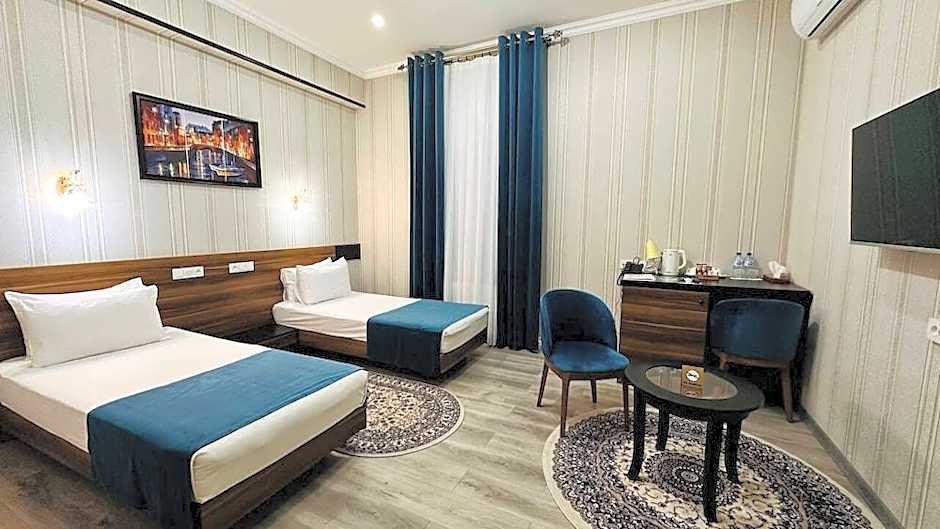 Garden Plaza Hotel