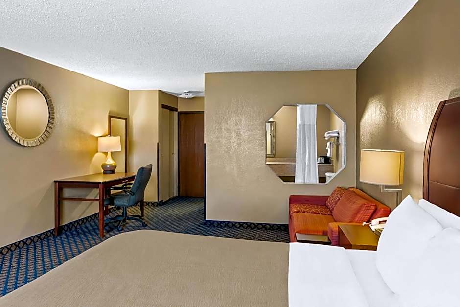 Quality Inn & Suites