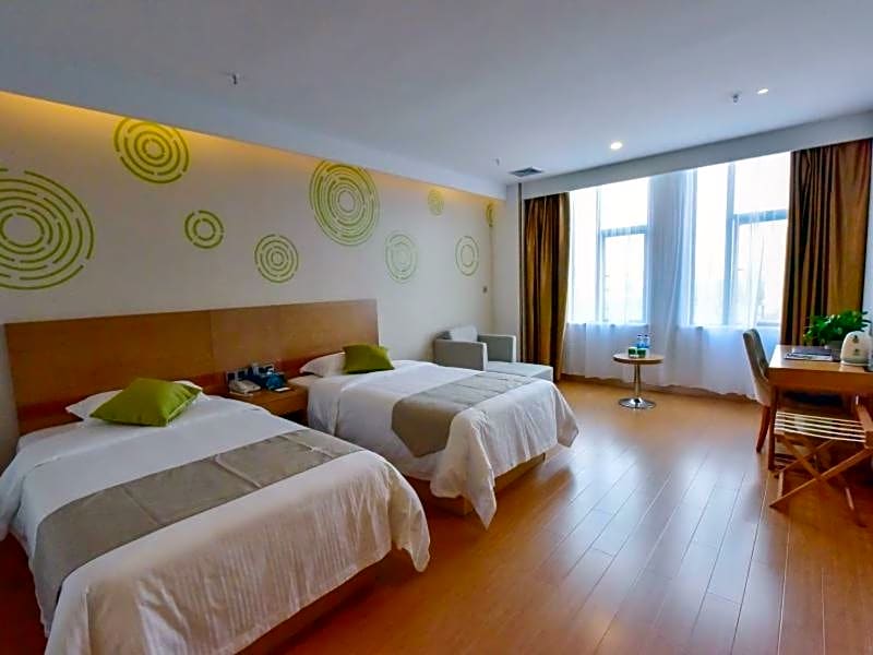GreenTree Inn Huanggang Qichun County Railway Station Hotel