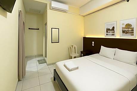 Hotel Bintang Mitra RedDoorz