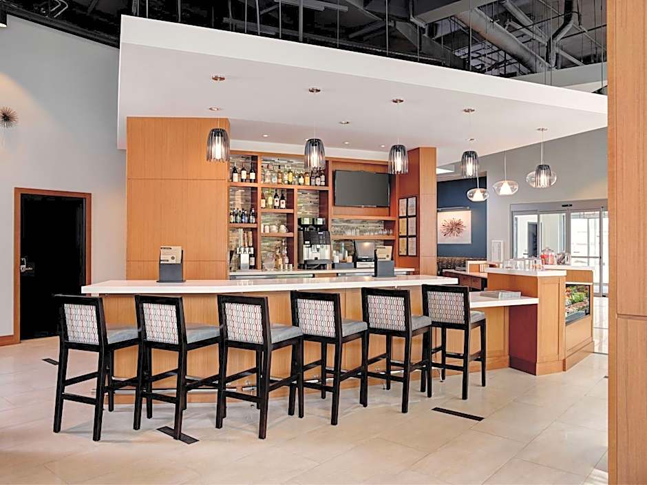 Hyatt Place Arlington Courthouse