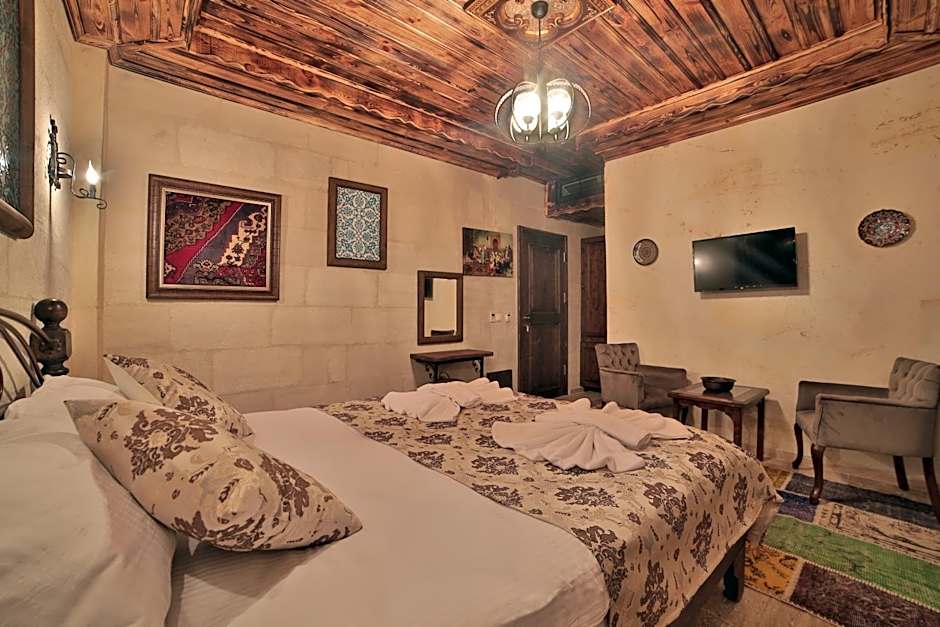 Caravanserai Inn Hotel