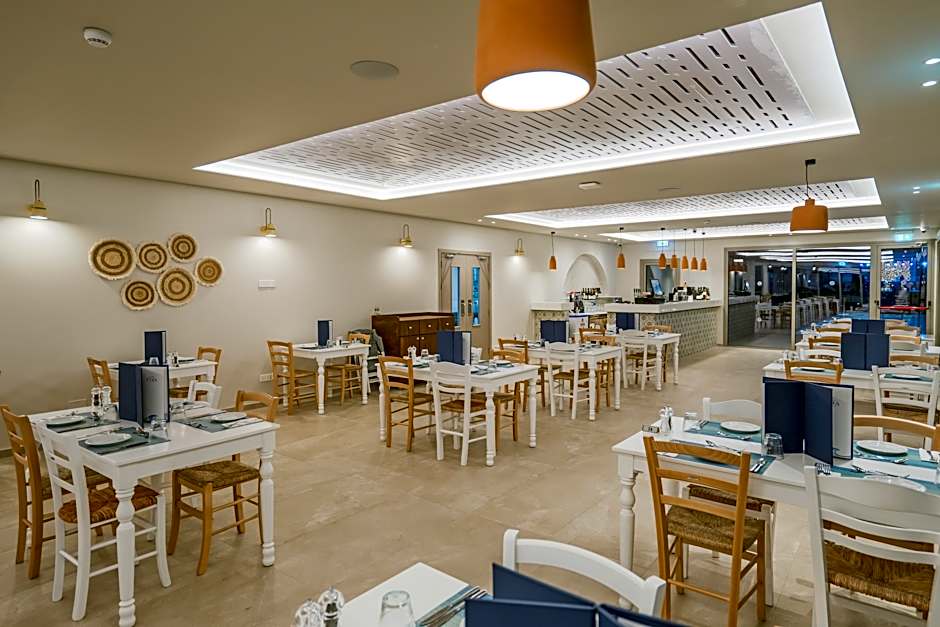 Sun Palace Protaras Waterpark Resort