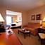 Town & Country Inn And Suites
