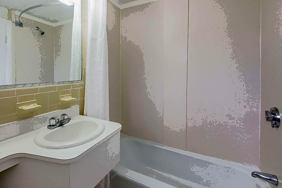 Relax Inn Cape Cod West Yarmouth Hyannis