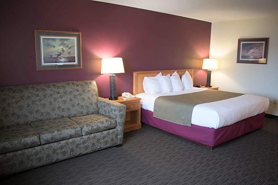 AmericInn by Wyndham Madison SD