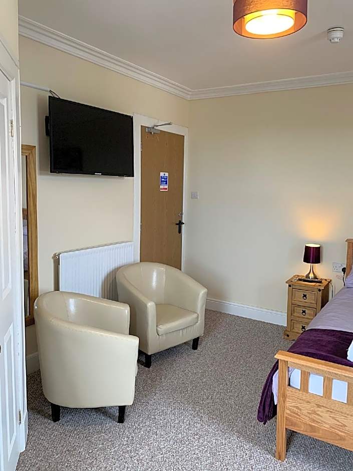 The Village Inn and Kirtle House B&B