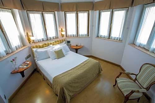 Ayre Hotel Alfonso II