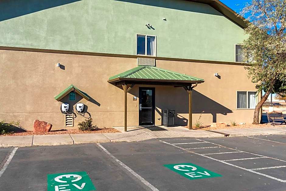 Quality Inn & Suites Pueblo West