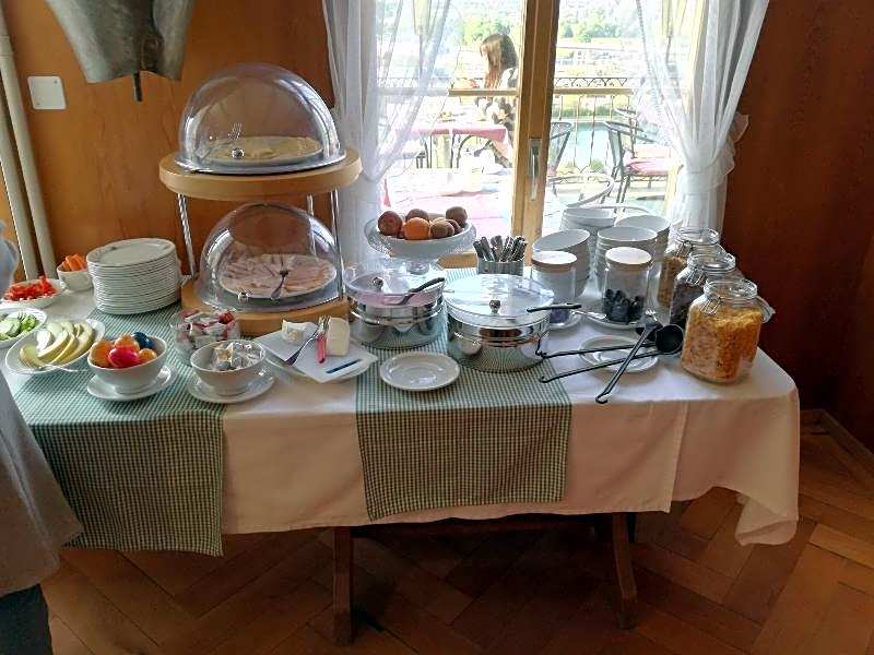 Gasthof Schonegg B&B